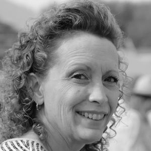 Meet your Posher, Debi